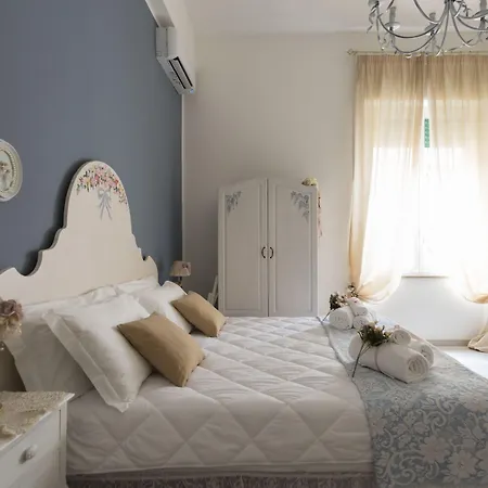 La Maison Romantique Frühstückspension Neapel