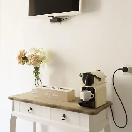 فندق مبيت وإفطار La Maison Romantique 3*