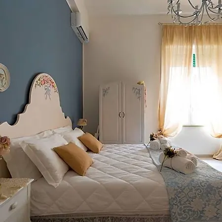 La Maison Romantique Bed and breakfast